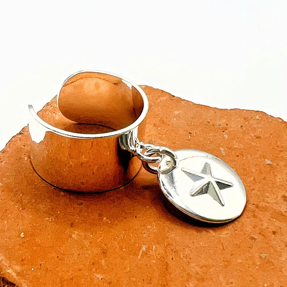 bague_cassidy_1.webp Musardise Bague Cassidy< Bagues