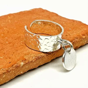 Musardise Bague Martelee Pendentif Medaille< Bagues