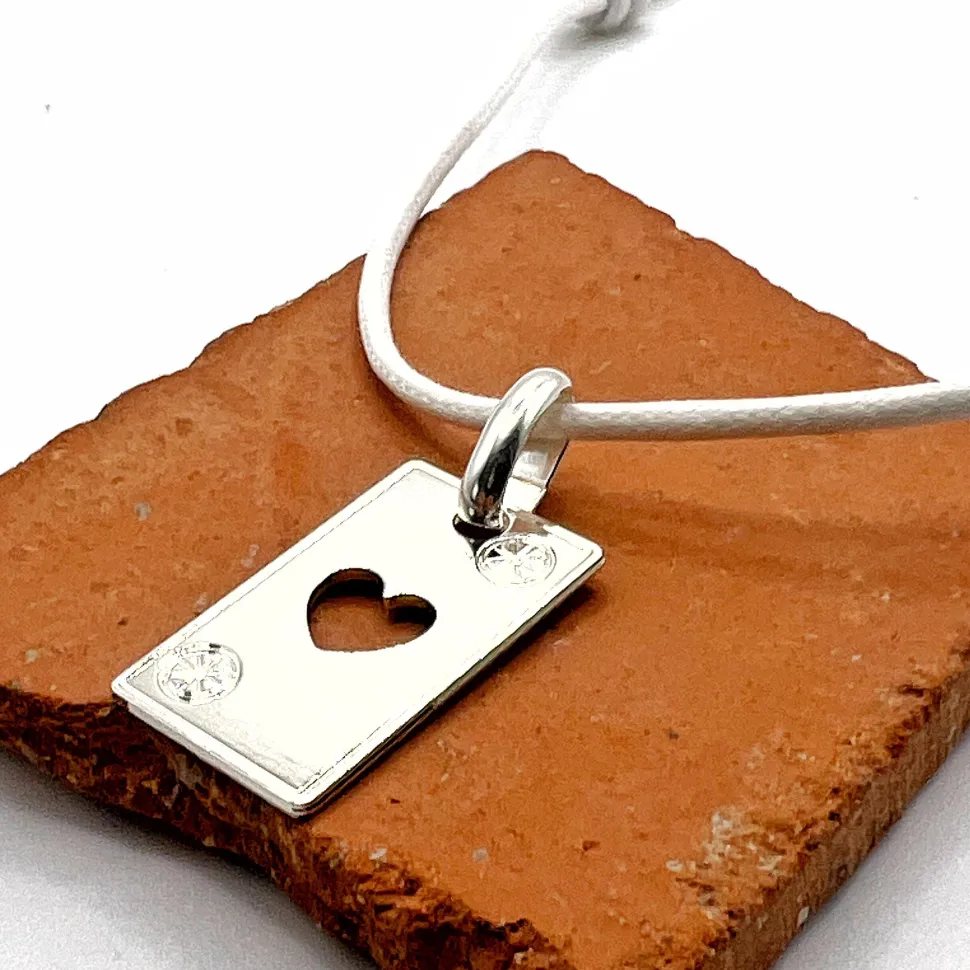collier_elvis_1.webp Musardise Collier Elvis< Colliers