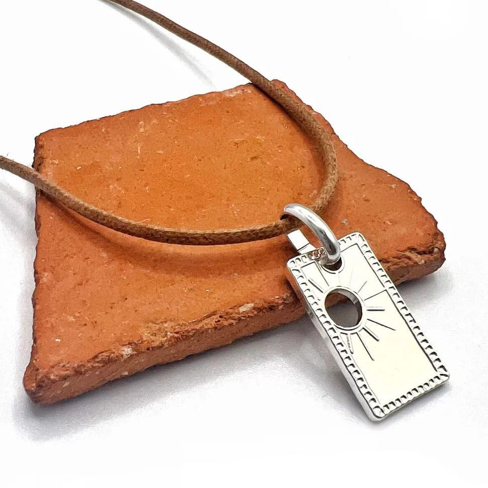 collier_helios_0.webp Musardise Collier Helios< Colliers