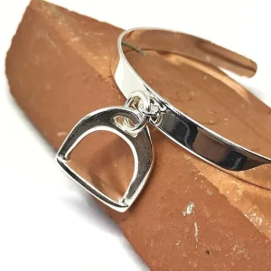 Musardise Demi-Jonc Etrier< Bracelets