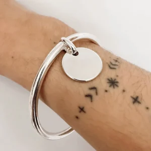 Musardise Jonc Petite Medaille< Bracelets